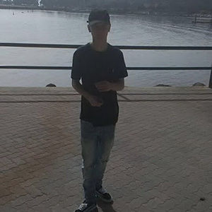 Meet your Posher, Prod.